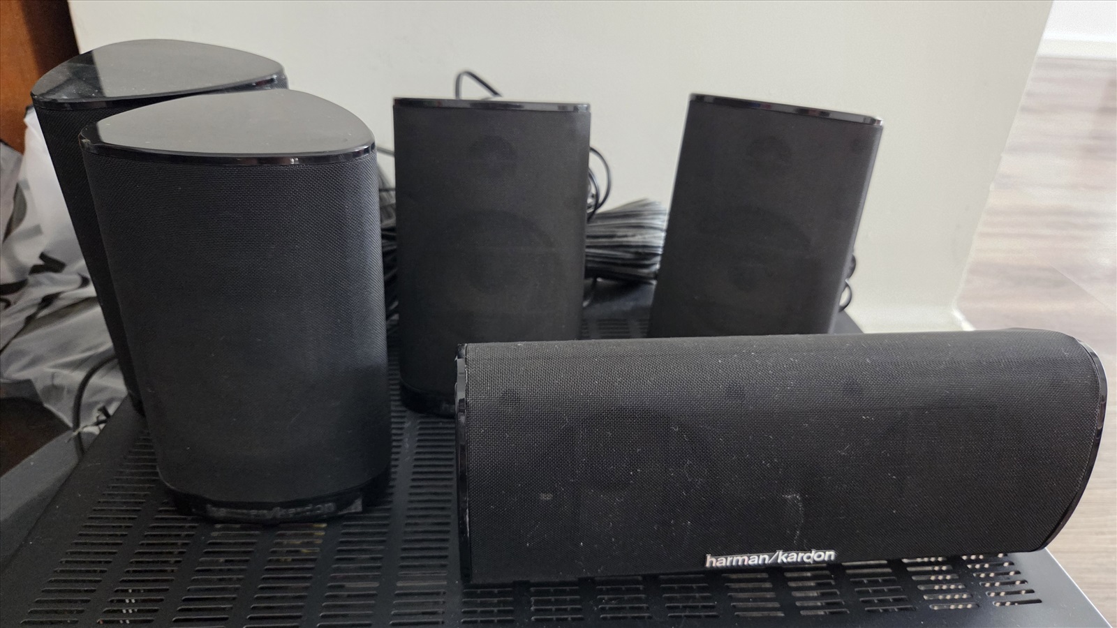 תמונה 3, מערכת סראונד ביתית Harman Kard למכירה בגבעתיים | מוסיקה וסרטים  אחר