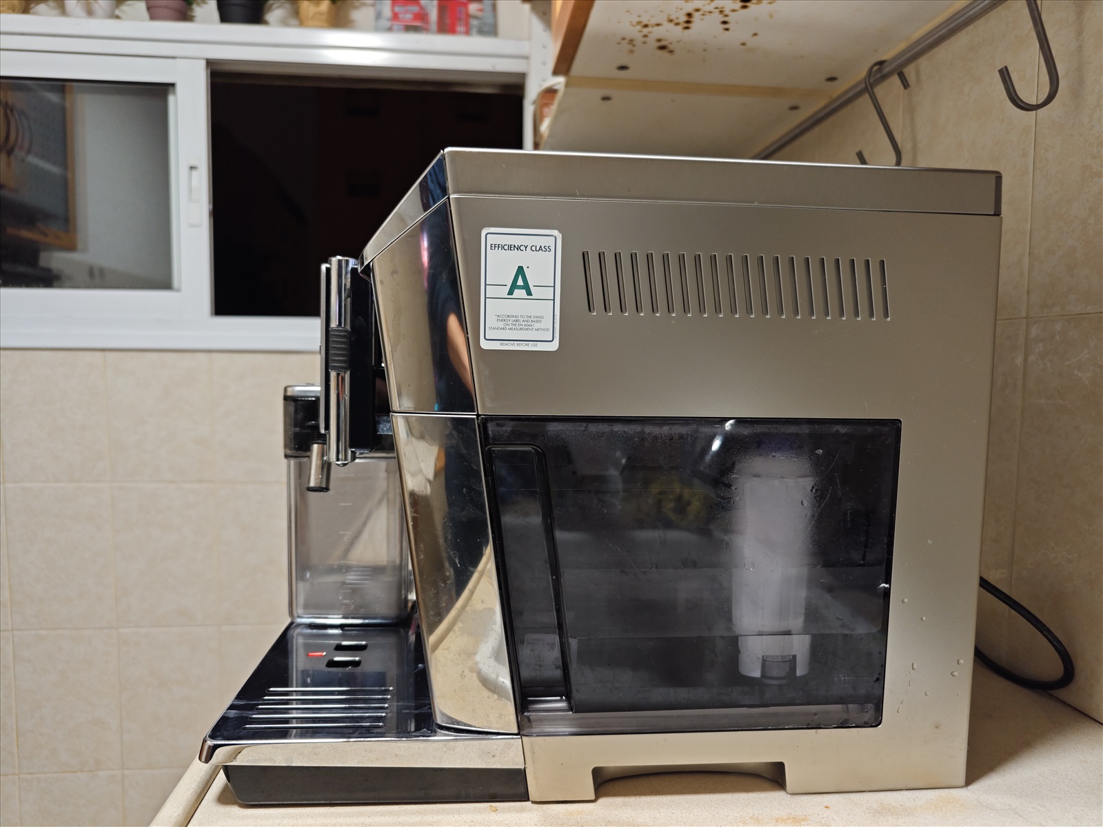 תמונה 2, Delonghi PrimmaDonna Elite למכירה בתל אביב | מוצרי חשמל  מטחנת קפה