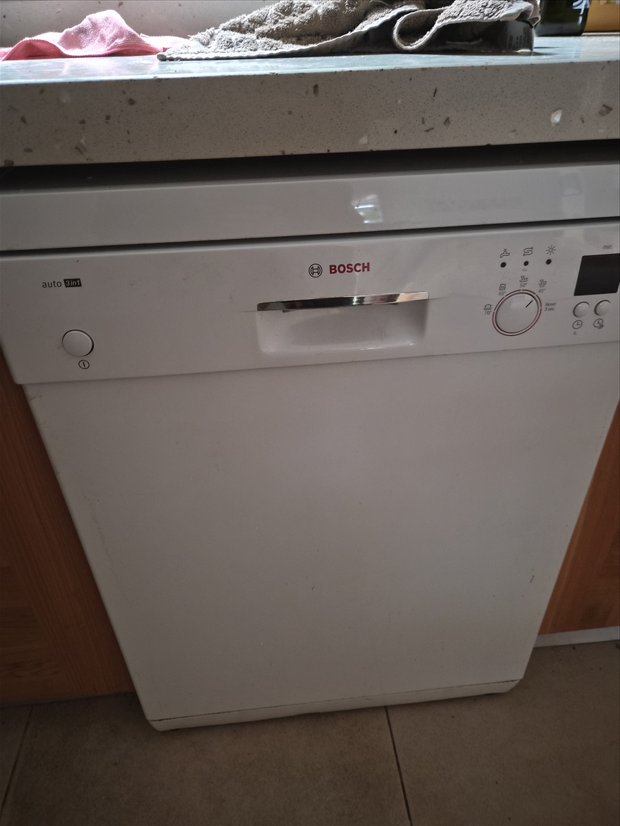 תמונה 1, מדיח כלים 60 תוצרת בוש גרמניה! למכירה בצור הדסה | מוצרי חשמל  מדיח כלים