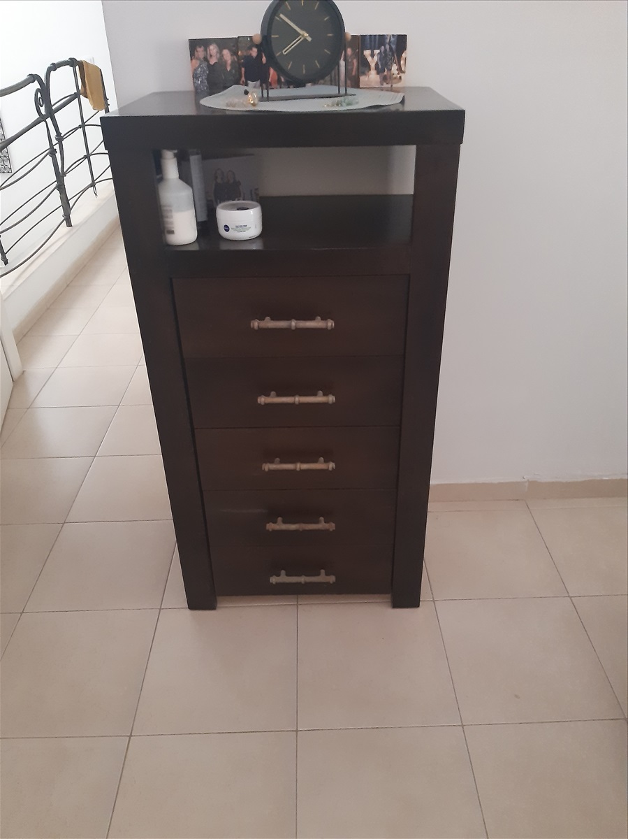 תמונה 1, מיטה זוגית עם 2 שידות וקומודה  למכירה באשדוד | ריהוט  חדרי שינה