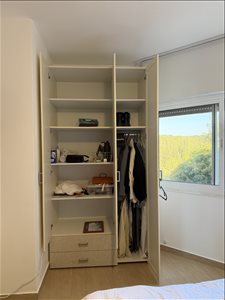 ארון בגדים 3 דלתות למכירה  