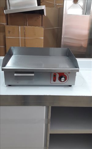 ציוד לעסקים מכונת מזון 3 