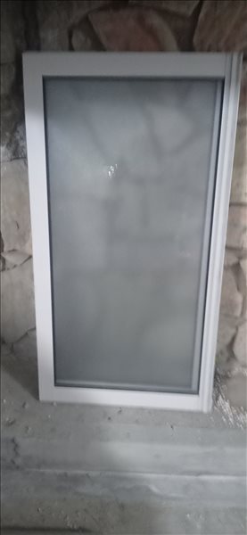 2 חלונות (ללא מסגרת) 