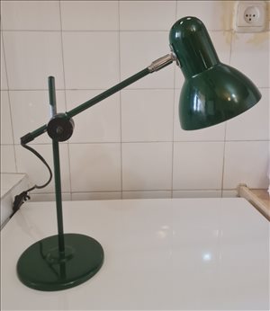 אספנות - מנורת שולחן וינטג' <br>       