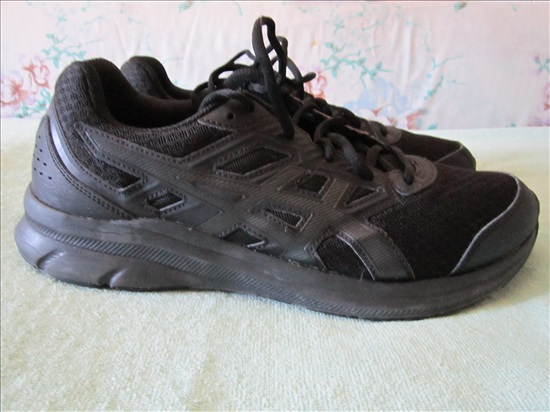 תמונה 2 ,נעלי ספורט  ASICS. למכירה בקרית מוצקין ביגוד ואביזרים  נעלי ספורט