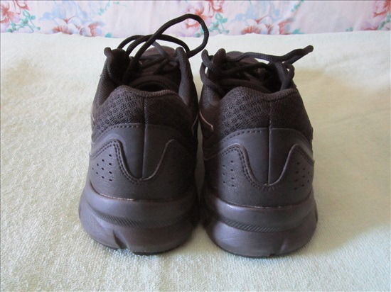 תמונה 3 ,נעלי ספורט  ASICS. למכירה בקרית מוצקין ביגוד ואביזרים  נעלי ספורט
