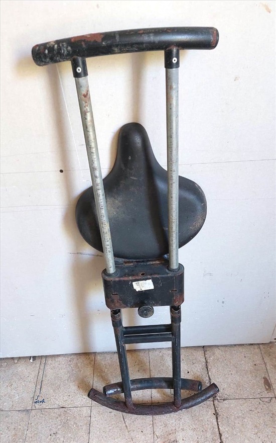 תמונה 3 ,כסא כושר מתקפל לאחסון נוח למכירה בהוד השרון ציוד ספורט  מכשירי כושר ביתי