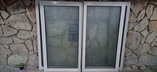 תמונה 3 ,2 חלונות (ללא מסגרת) למכירה בנשר לבית  חלונות