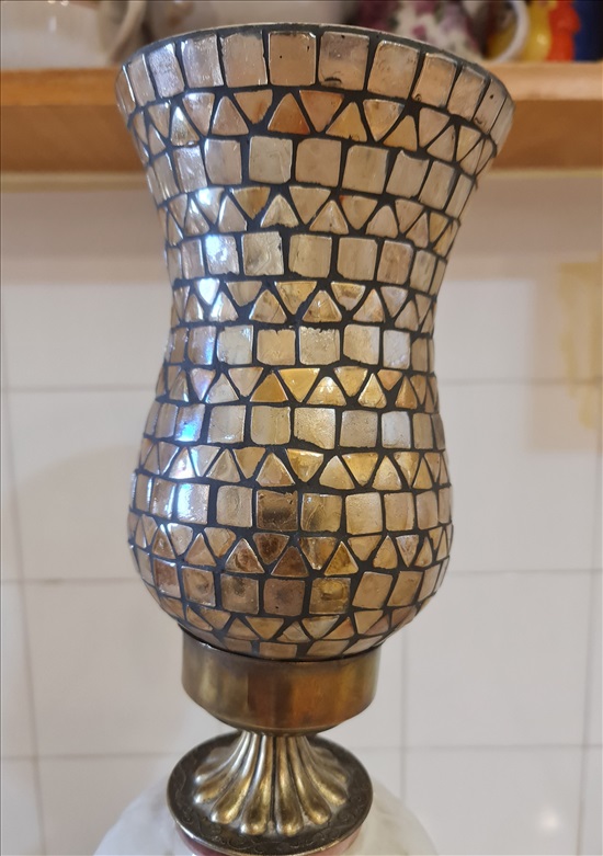 תמונה 3 ,מנורת שולחן וינטג' מפורצלן למכירה באילת אספנות  לבית