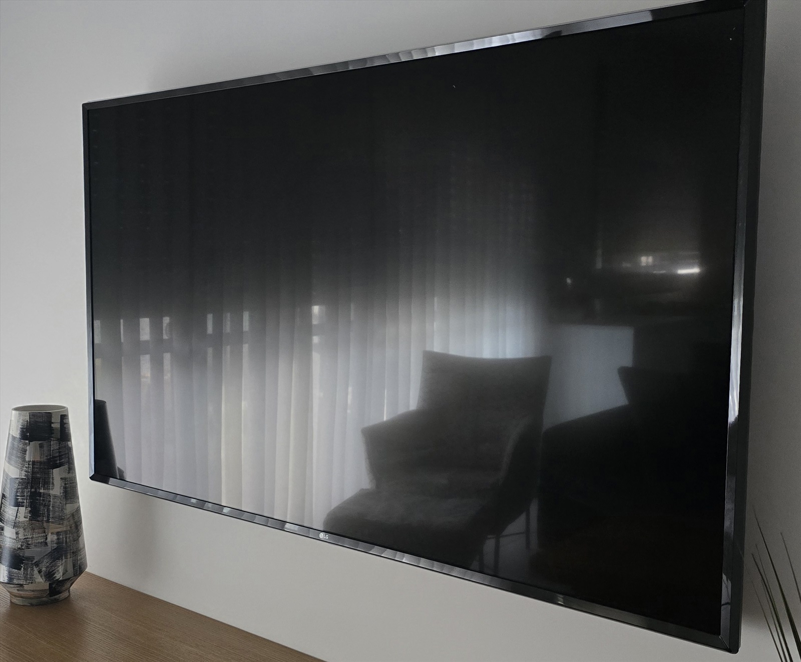 תמונה 3, טלוויזיה LG 60UJ630Y 4K למכירה בכפר סבא | מוצרי חשמל  טלוויזיות