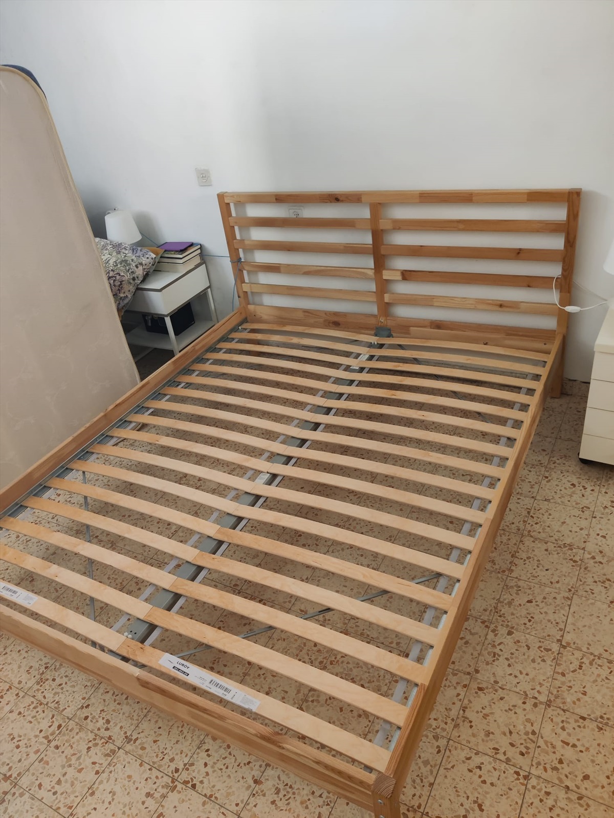תמונה 1, בסיס מיטה של איקאה למכירה ברחובות | ריהוט  מיטות
