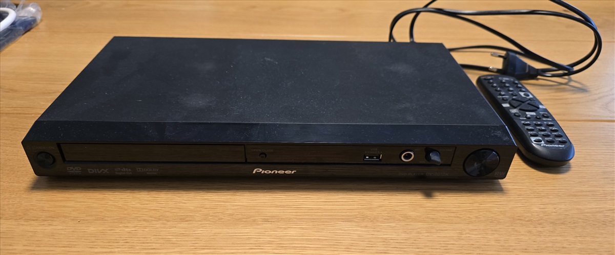 תמונה 1, נגן DVD מבית PIONEER למכירה בכפר סבא | מוסיקה וסרטים  dvd