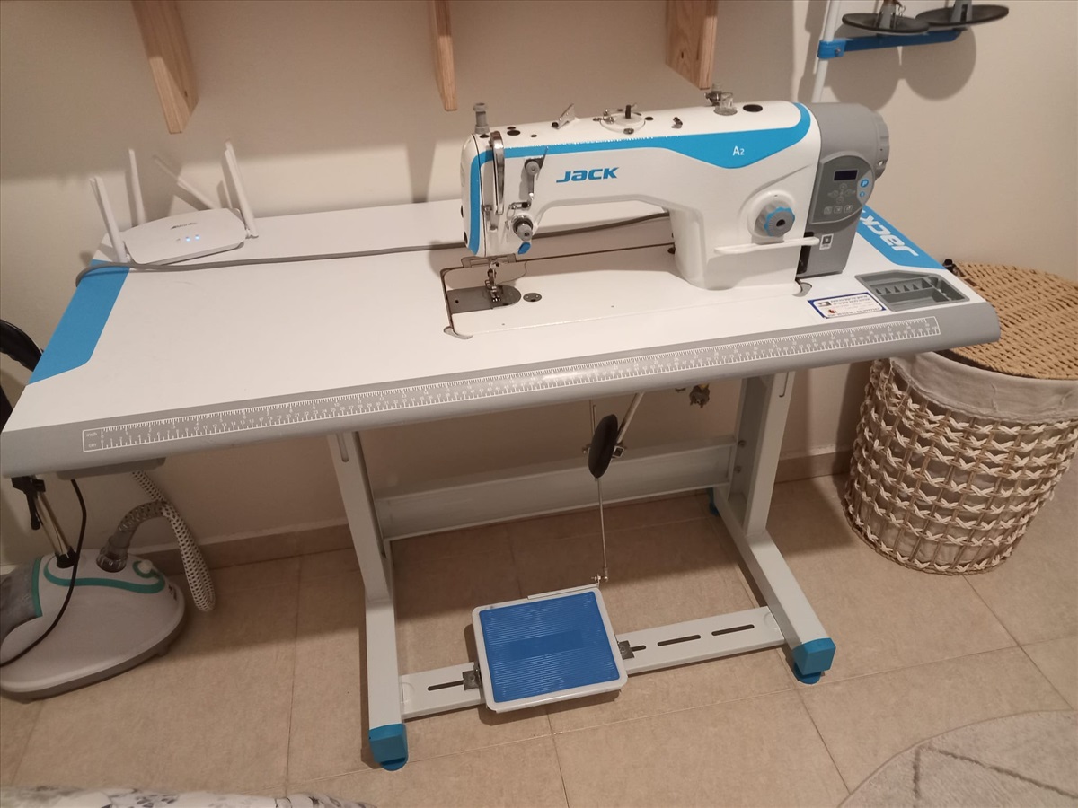 תמונה 1,  Jack A2 מכונת תפירה תעשייתית  למכירה בכאבול | ציוד לעסקים  מכונת תפירה