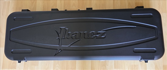 תמונה 4 ,איבנז Ibanez פרטלס + קייס קשיח למכירה ברמת גן כלי נגינה  גיטרה בס