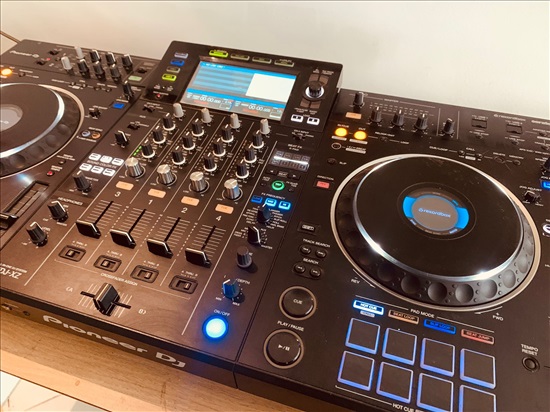 תמונה 3 ,Pioneer XDJ XZ למכירה בתל אביב ציוד לדיג'יי ואולפנים  פלטות דיג'יי