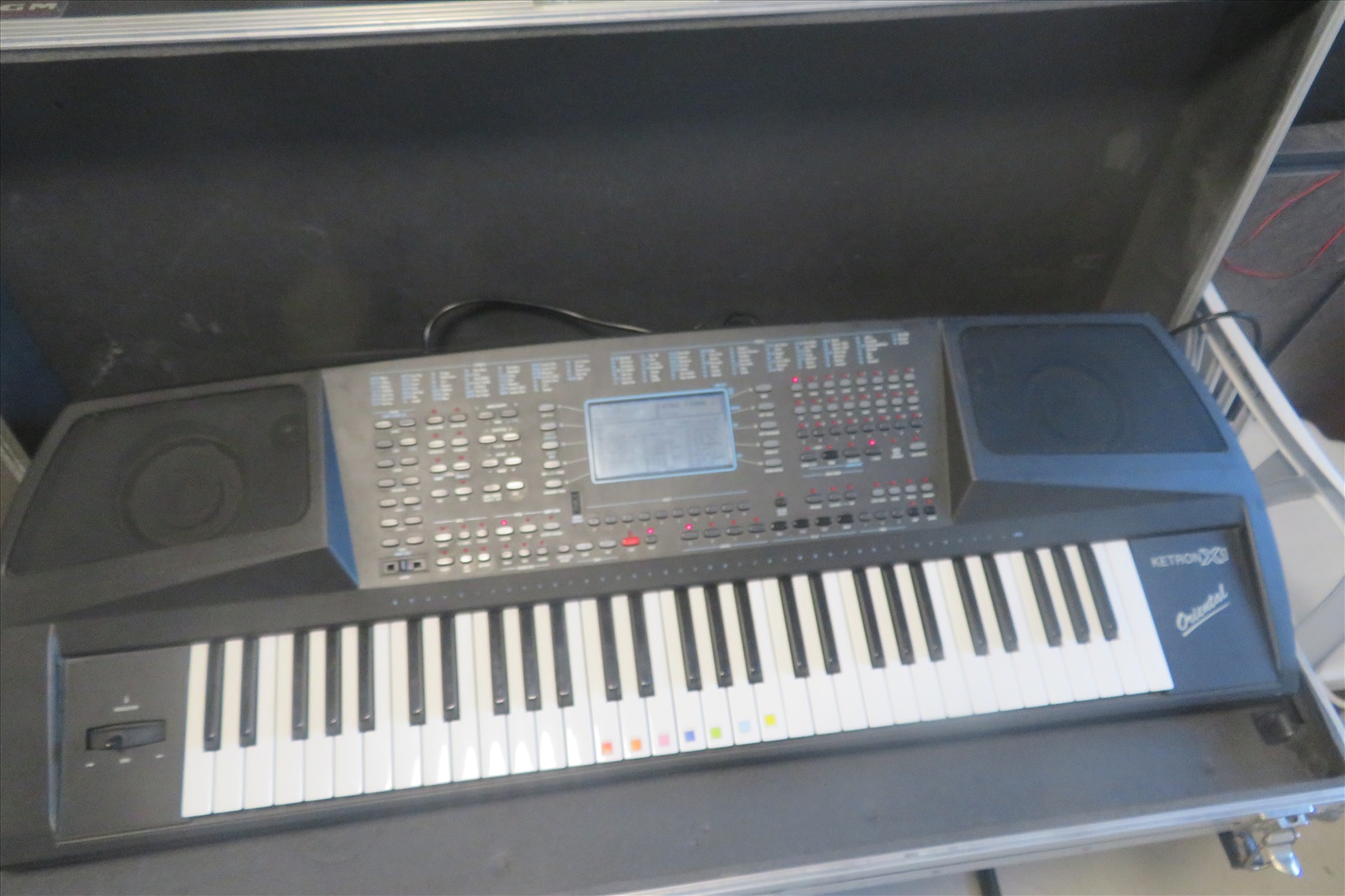 תמונה 2, אורגן קטרון X1 אורינטל למכירה בבית שמש | כלי נגינה  אורגן