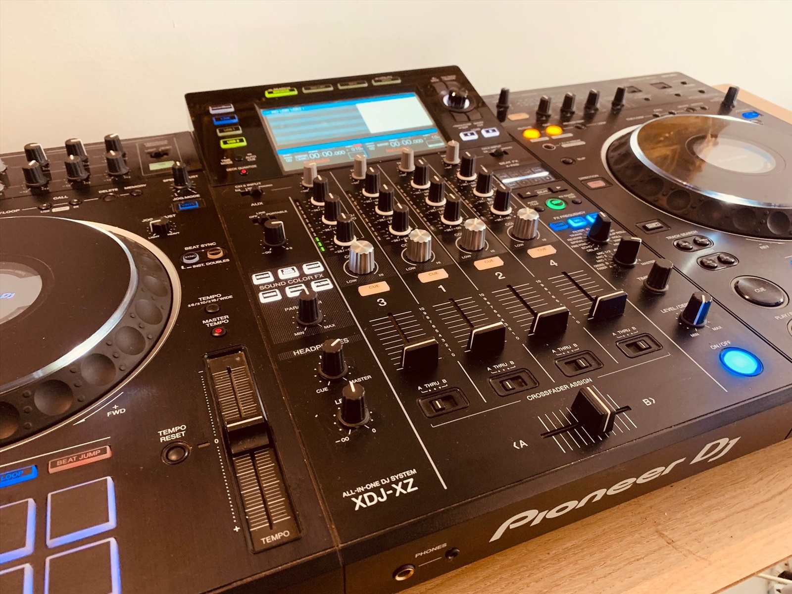 תמונה 2, Pioneer XDJ XZ למכירה בתל אביב | ציוד לדיגיי ואולפנים  פלטות דיגיי