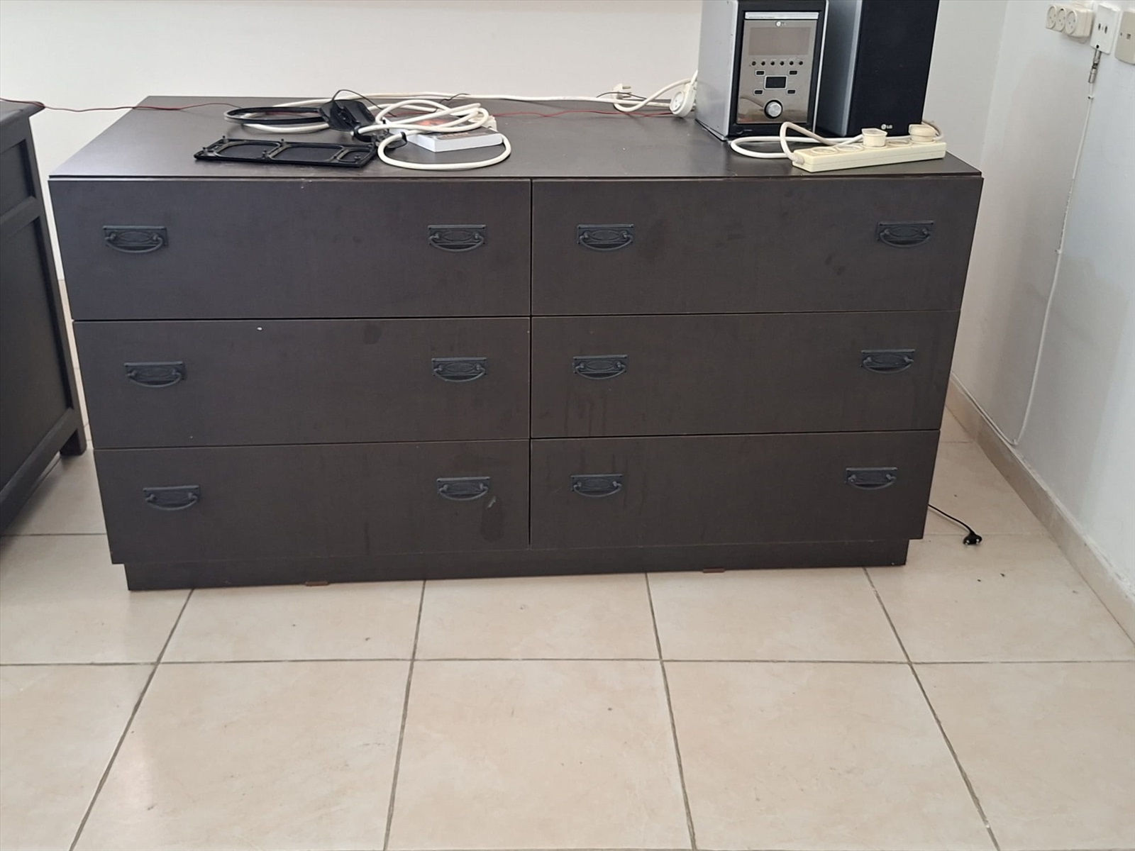 תמונה 2, שידה עם 6 מגירות עמוקות  למכירה באורנית | ריהוט  שידות