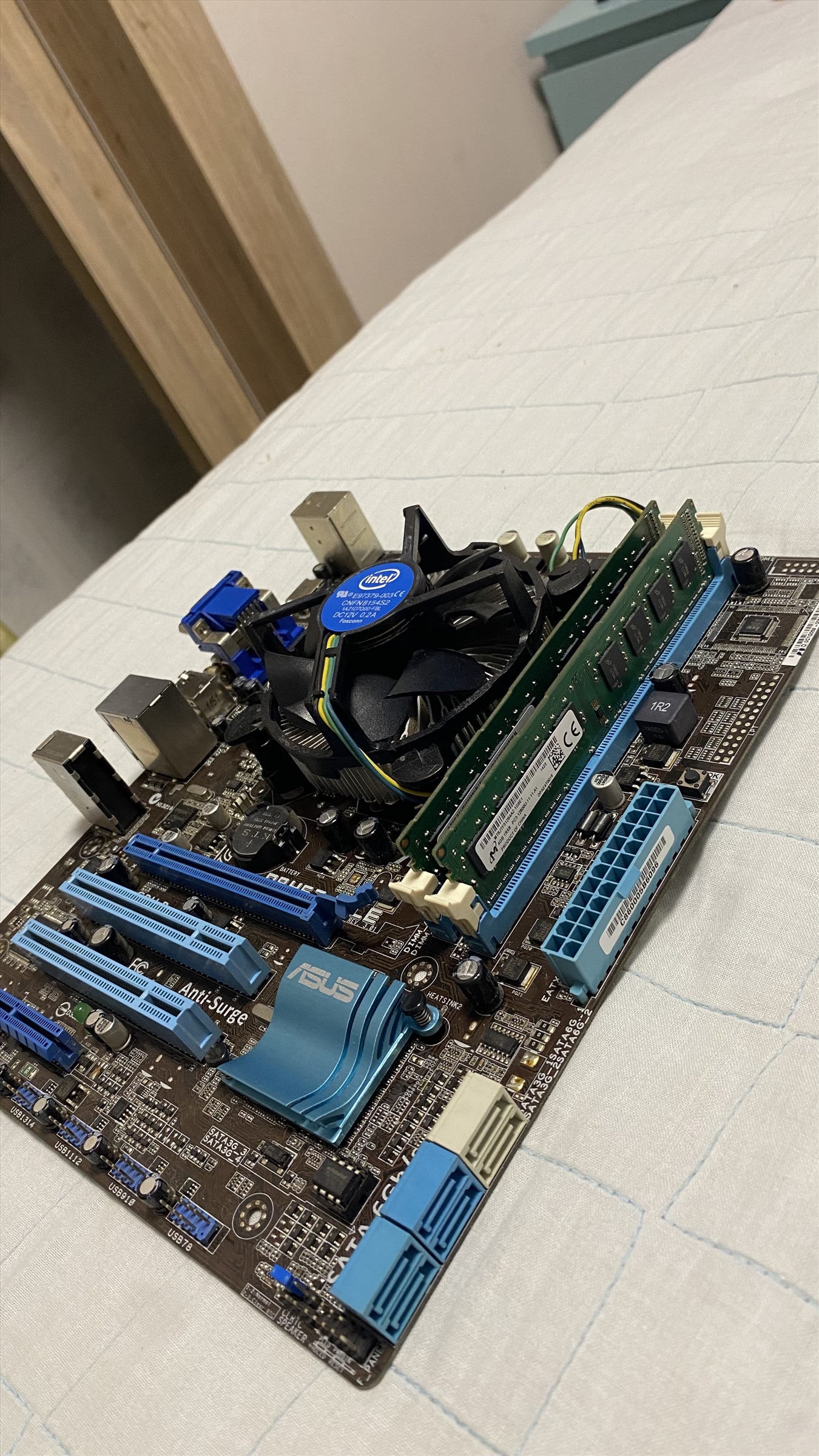 תמונה 2, לוח אם ומעבד Intel Core i7 למכירה באשקלון | מחשבים וציוד נלווה  לוחות אם