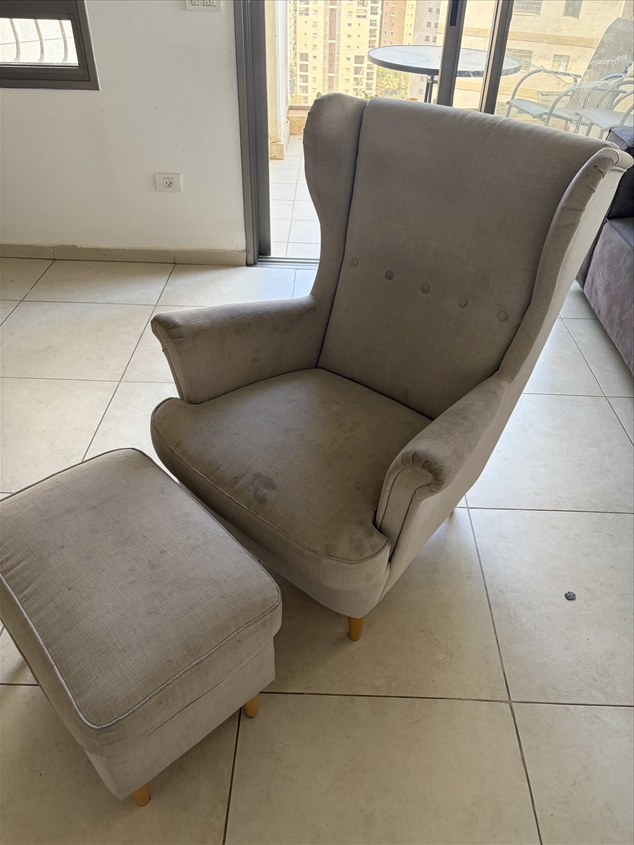 תמונה 1, כורסא והדום למכירה בפתח תקווה | ריהוט  כורסאות