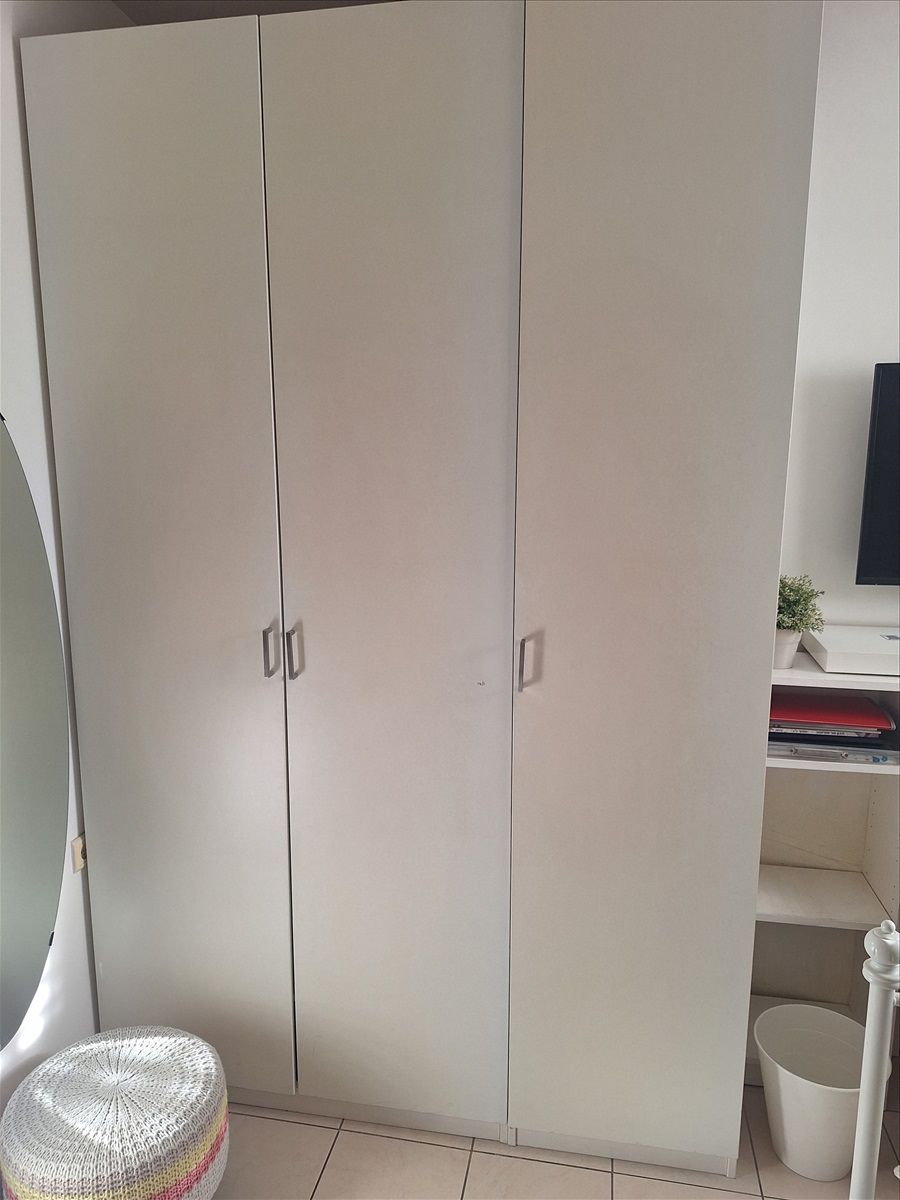 תמונה 1, ארון רוחב 150×60×235 מצוין למכירה ברעננה | ריהוט  ארונות