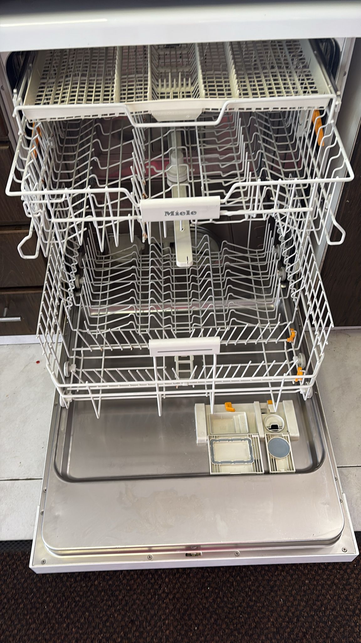 תמונה 1, מדיח כלים MIELE למכירה בחיפה | מוצרי חשמל  מדיח כלים