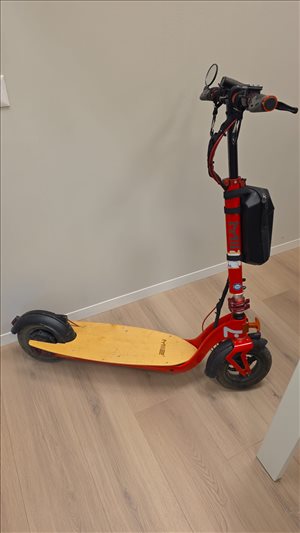 קורקינטים קורקינט חשמלי 4 
