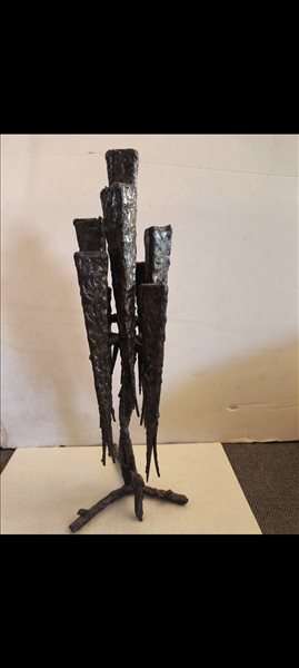 חנוכיית ברזל,דויד פלומבו 