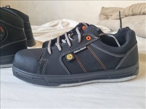 נעלי עבודה נגה עינת דגם 7834  