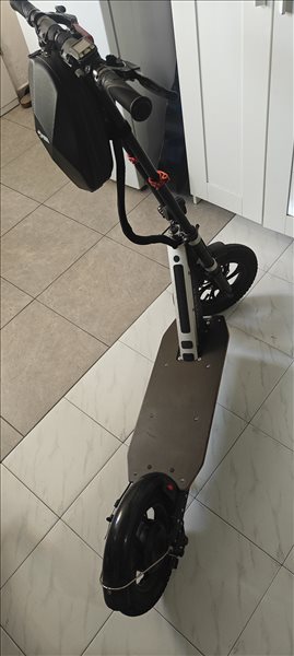 Easybike G4 48v12.5A כולל קסדה 