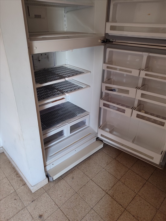 תמונה 2 ,מקרר אמקור למכירה ביהוד מוצרי חשמל  מקרר