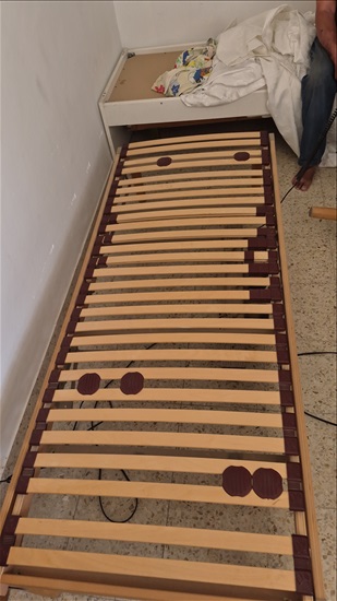 תמונה 3 ,מיטה זוגית מתכווננת, מחולק ל2  למכירה בירושלים ריהוט  מיטות