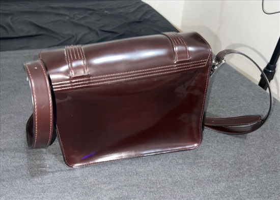 תמונה 5 ,נעליים + תיק תואם Dr. Martens למכירה בחיפה ביגוד ואביזרים  נעליים