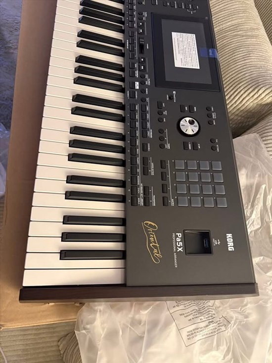 תמונה 3 ,מקלדת מקצועית חדשה מדגם Korg P למכירה ביְרוּשָׁלַיִם כלי נגינה  קלידים