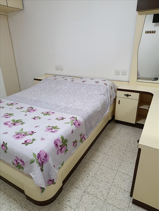 תמונה 2 ,חדר שינה זוגי + שידה  למכירה בלוד ריהוט  חדרי שינה