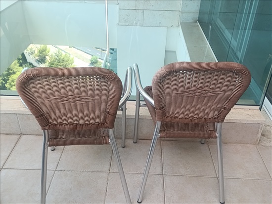 תמונה 3 ,2 כיסאות אלומניום למרפסת  למכירה בנשר ריהוט  כיסאות