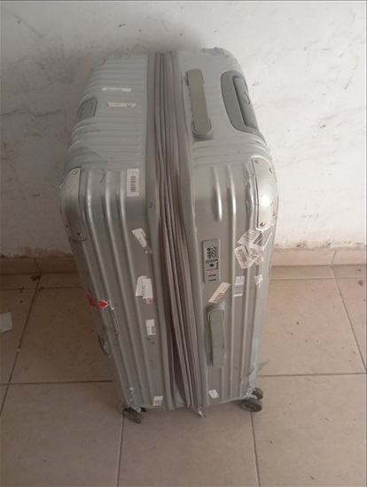 תמונה 2 ,מזוודה גדולה 28" בסגנון יוקרתי למכירה בחיפה למטייל ולמתגייס  מזוודות ותיקים