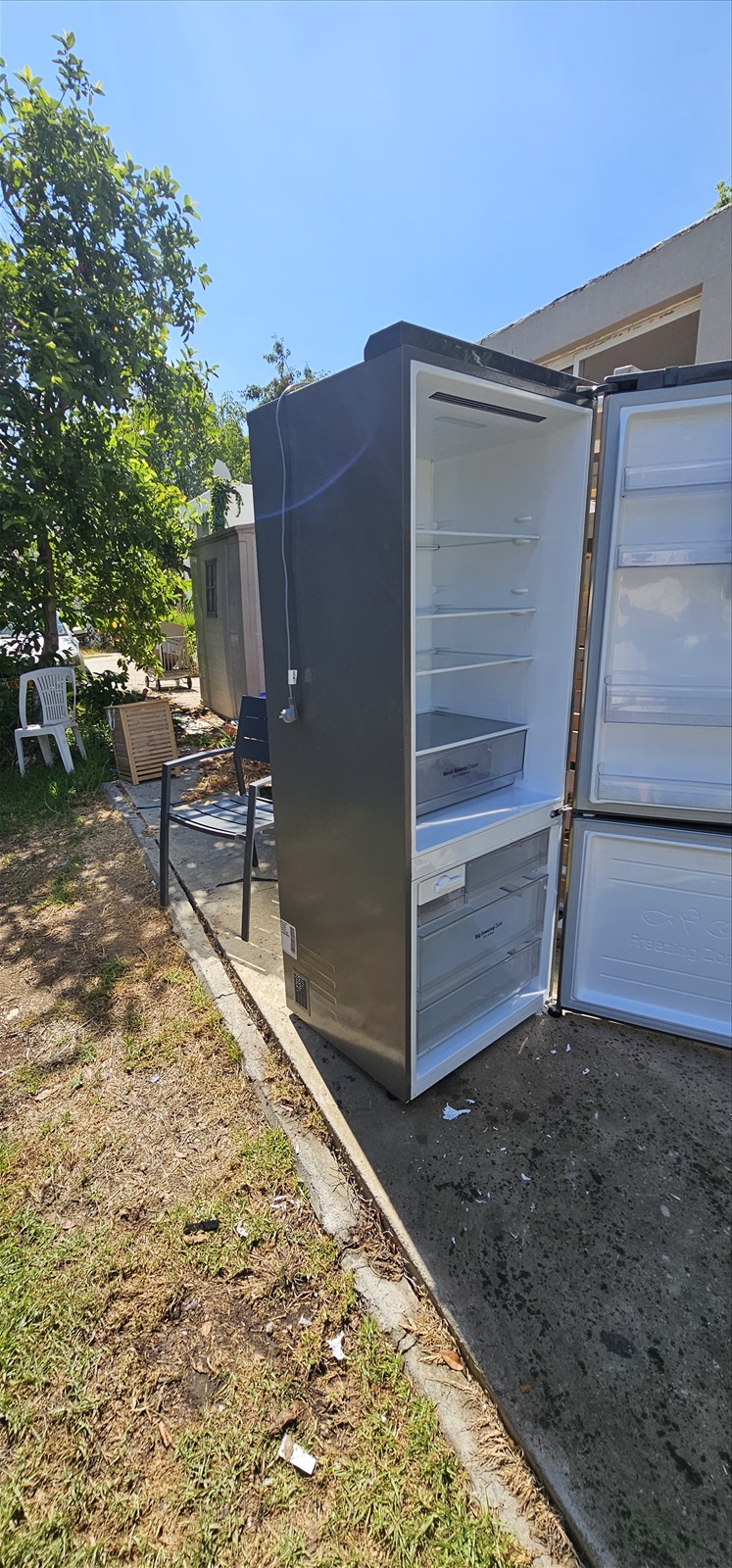 תמונה 2, מקרר LG מקפיא תחתןן 465 ליטר למכירה בחולדה | מוצרי חשמל  מקרר