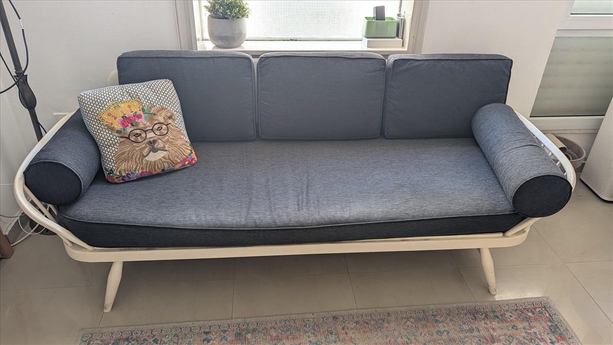 תמונה 1, ספת וינטג Ercol  למכירה בתל אביב | ריהוט  ספות