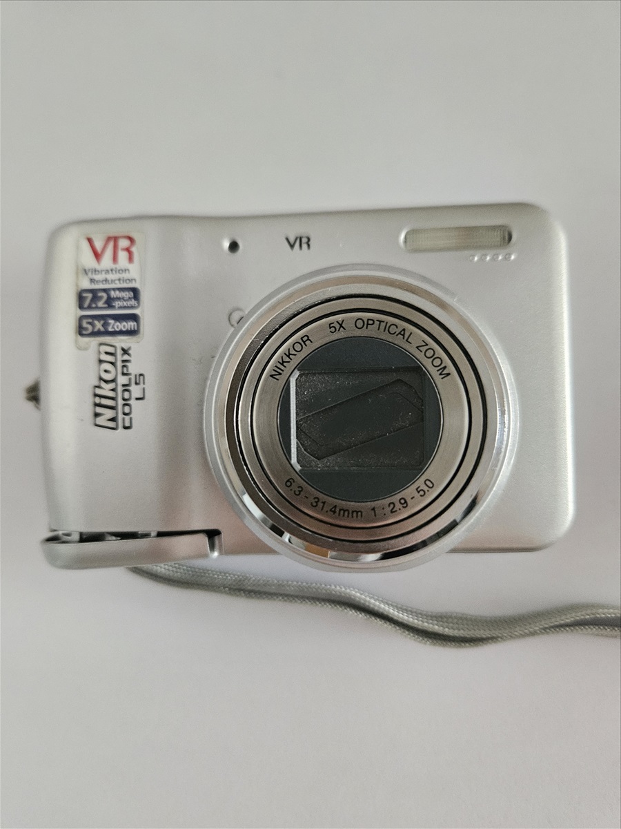 תמונה 1, מצלמה 1.5 NIKON COOLPIX למכירה בראשון לציון | צילום  מצלמה דיגיטלית