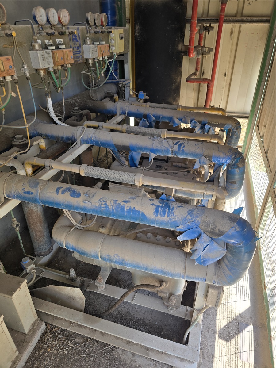 תמונה 1, 3 מדחסים R-22 + מעבה למכירה בקיבוץ שדה אליהו | ציוד לתעשייה  קומפרסור/...
