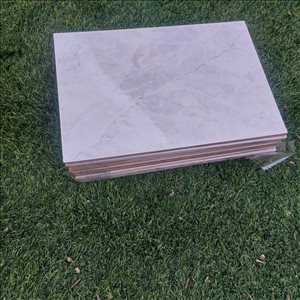 תשעה אריחי שיש בגוון אפור 35X2 