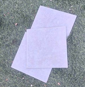 שניים וחצי אריחי קרמיקה  20X20 