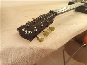 גיטרה חשמלית  