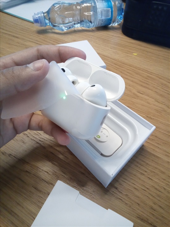 תמונה 2 ,AirPods pro 3 למכירה באשקלון מוצרי Apple  אחר