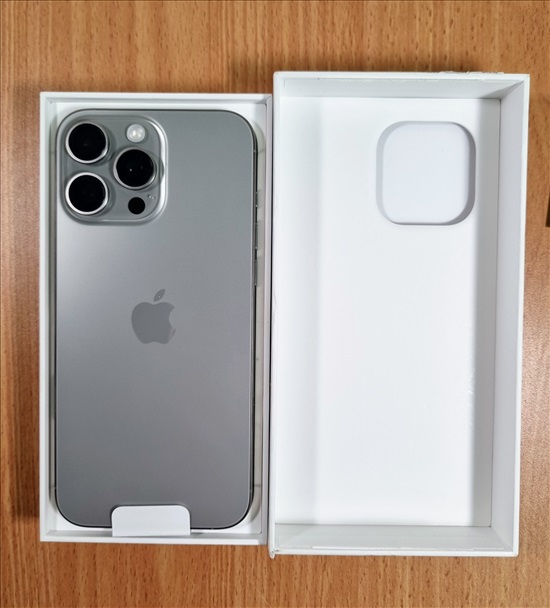 תמונה 2 , iPhone16 Pro Max 256GB למכירה בKarmiel סלולרי  סמארטפונים