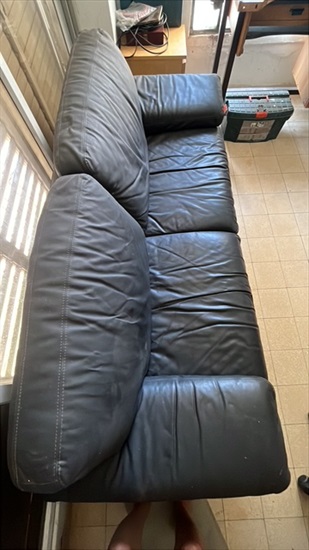 תמונה 2 ,פינת ישיבה 2x3 לסלון מעור  למכירה בתל אביב ריהוט  כורסאות