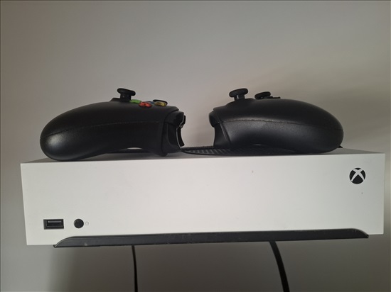 תמונה 1 ,Xbox series s למכירה בהרצליה מוצרי חשמל  אחר