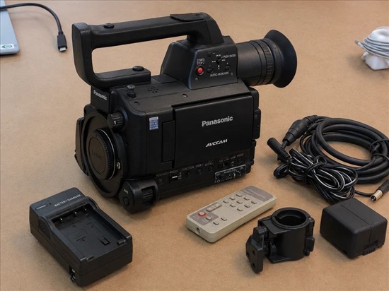 תמונה 1 ,Video camera Panasonic AG-AF10 למכירה בjerusalem צילום  מצלמת וידאו
