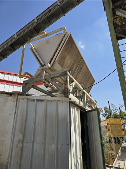 תמונה 2 ,3 מדחסים R-22 + מעבה למכירה בקיבוץ שדה אליהו ציוד לתעשייה  קומפרסור/ מדחס